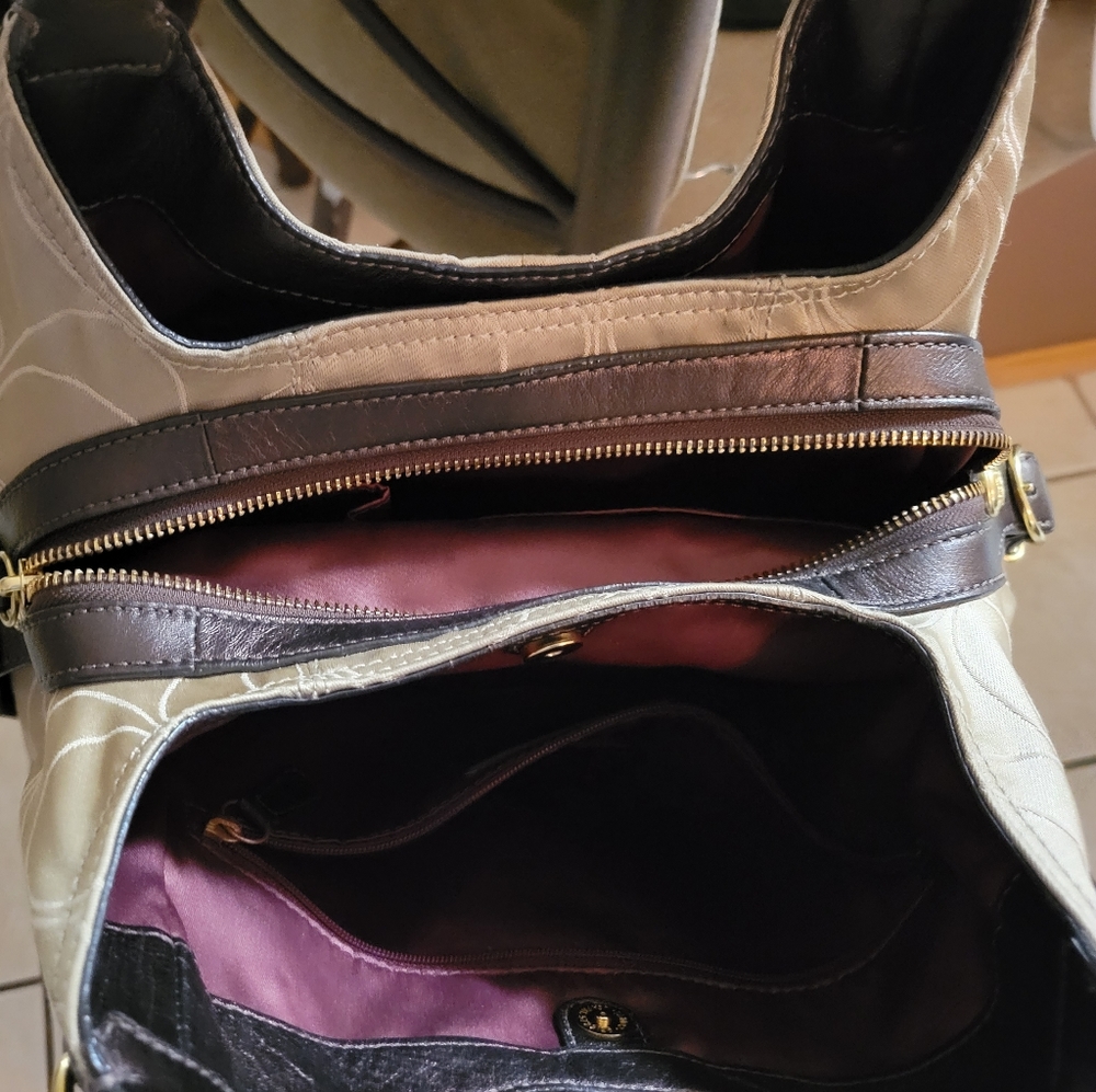 Coach Bag - Picture 2 of 2
